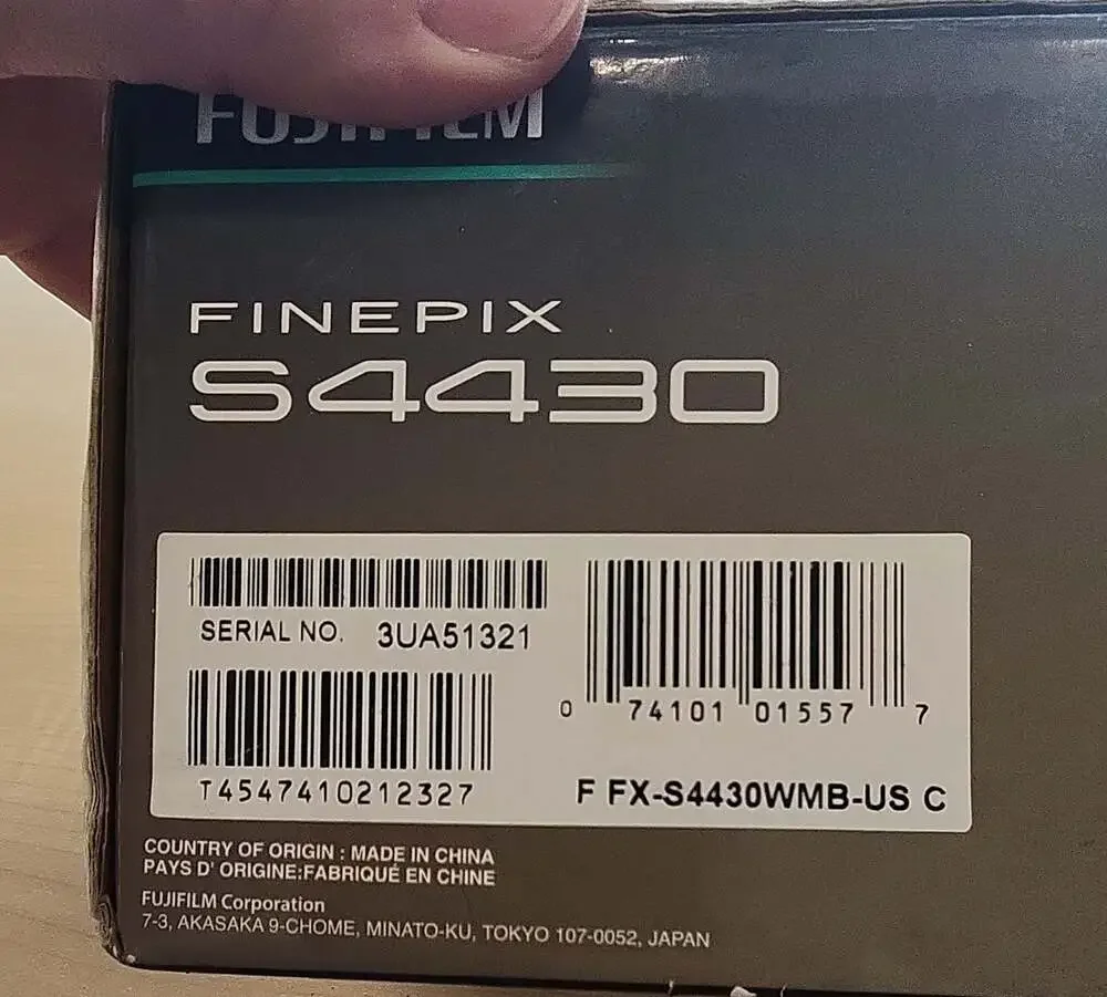 Fujifilm FinePix S4430 14MP Digital Camera with Box and Manuals NOT TESTED!